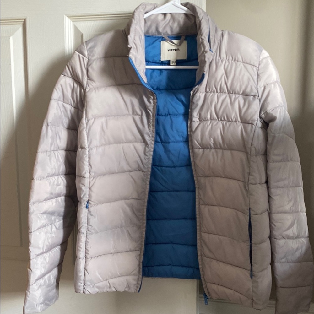 Women's Light Gray Puffer Jacket